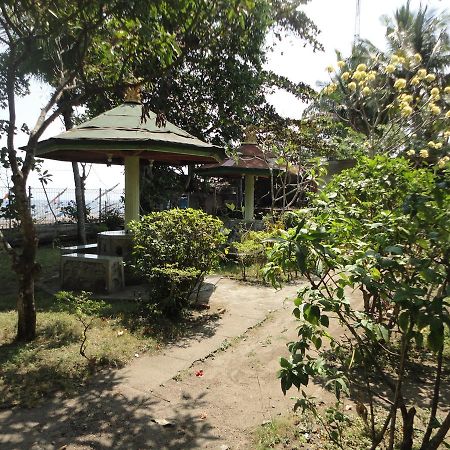 Pakuna Beach Senggigi Exterior photo