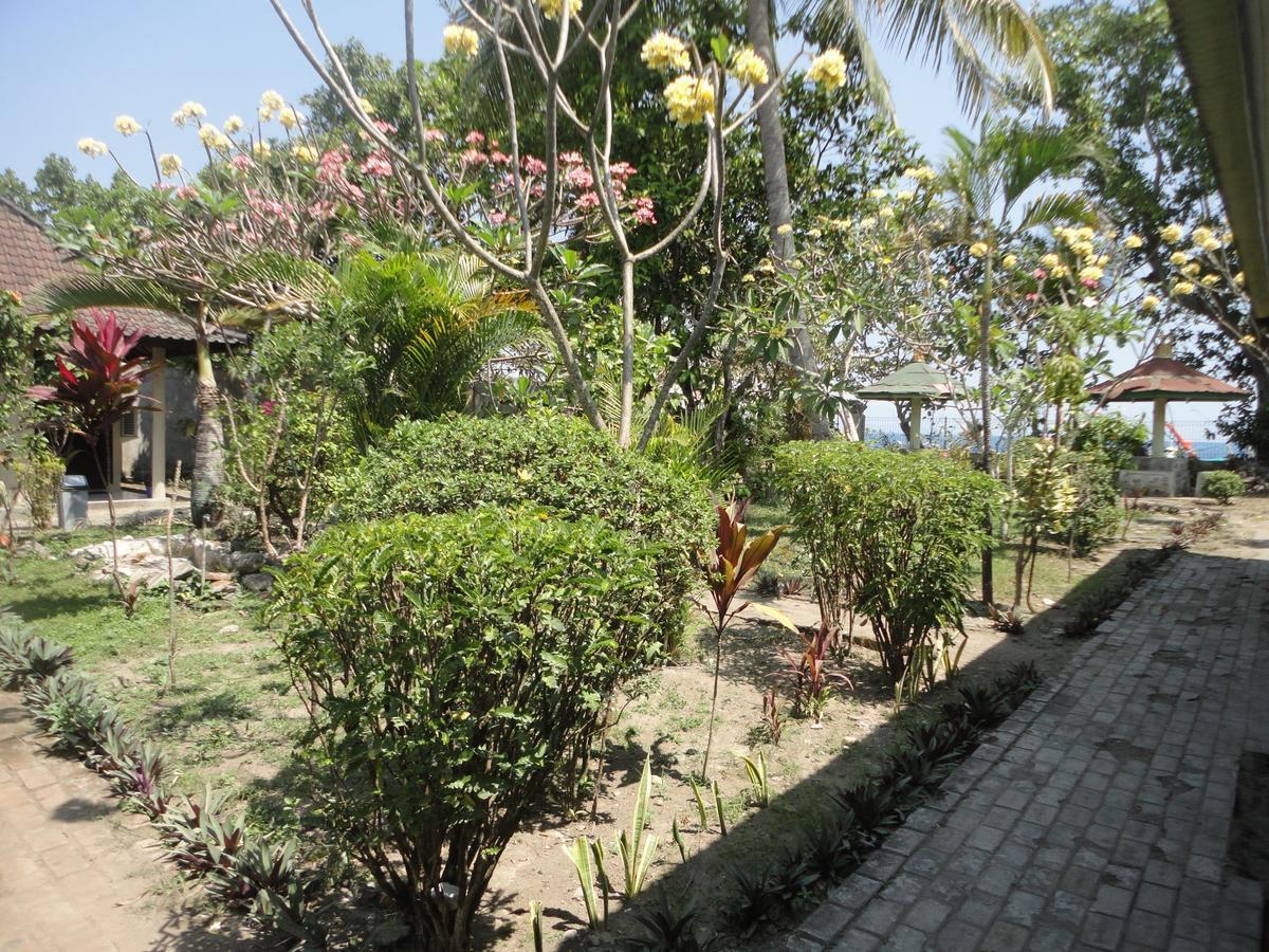 Pakuna Beach Senggigi Exterior photo
