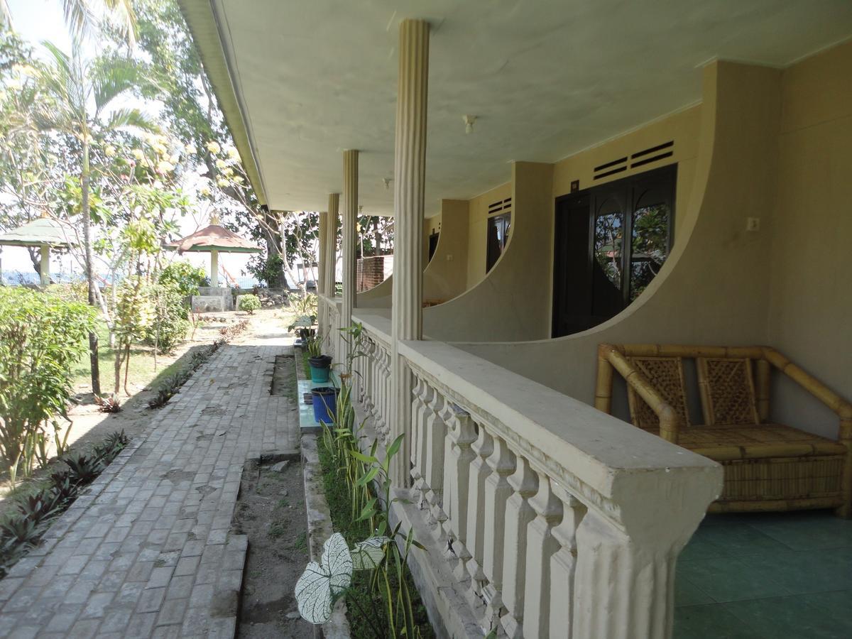 Pakuna Beach Senggigi Exterior photo